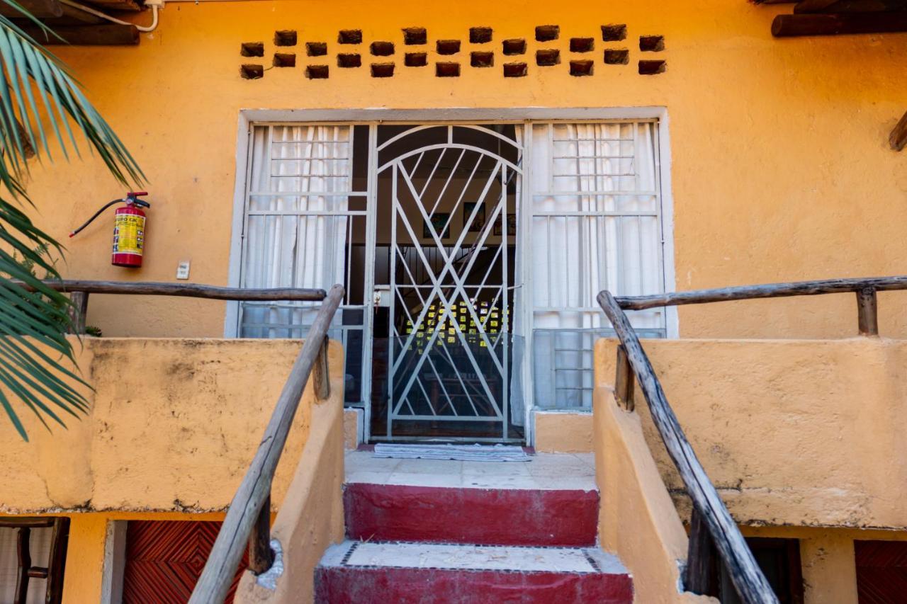 Casa Mexica Bungalows Zihuatanejo Exterior foto